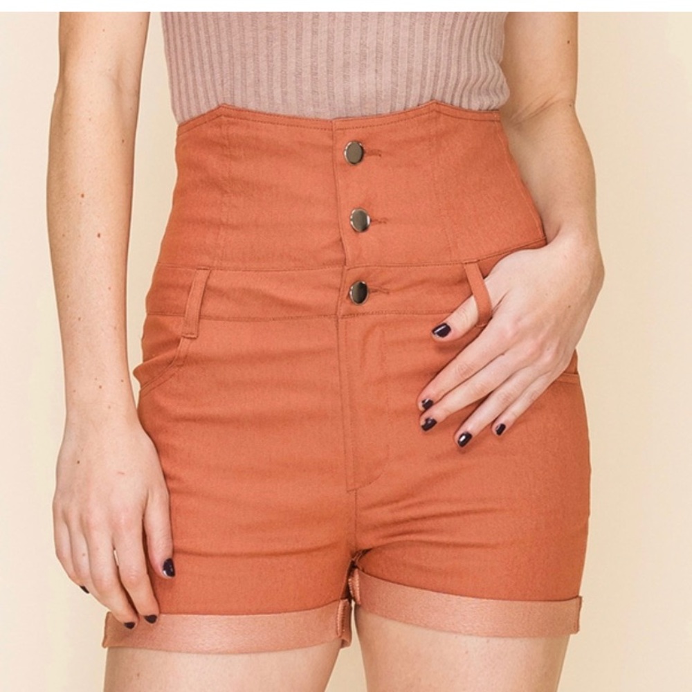 NEW Super High waist shorts